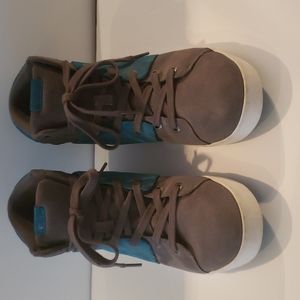 Volcom High Top Women Size 9 (Pre Owned)